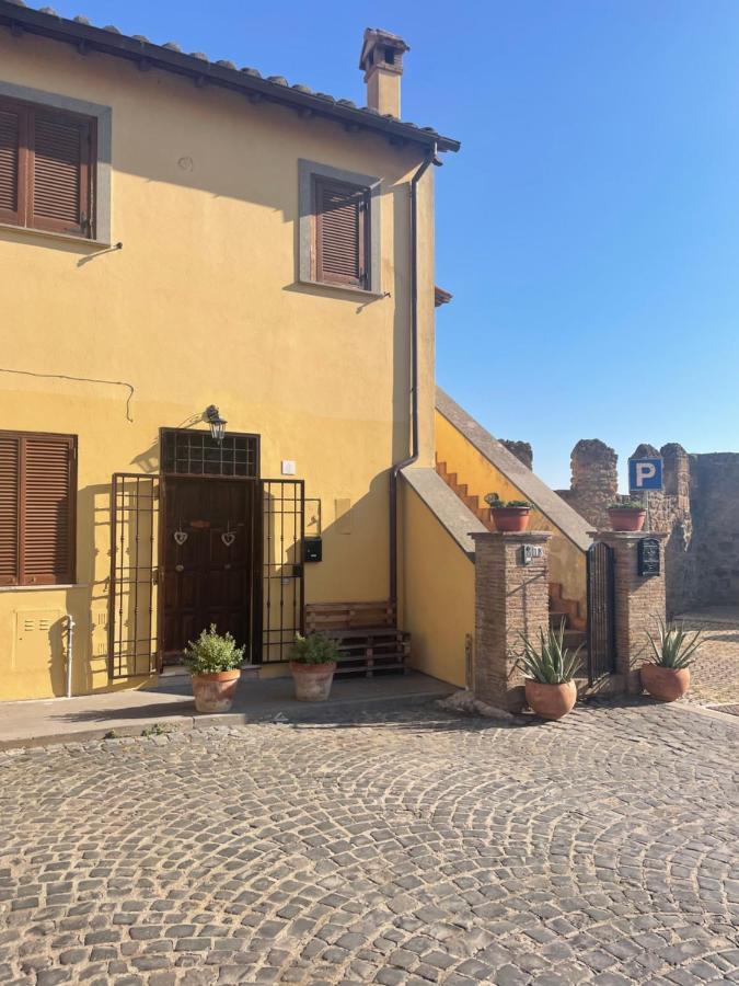 Ferienwohnung “La Casetta Nel Borgo” Cerveteri Exterior foto